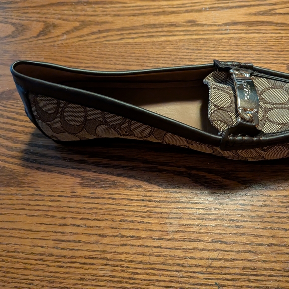 Coach Signature Pattern Brown Loafers - Picture 5 of 6